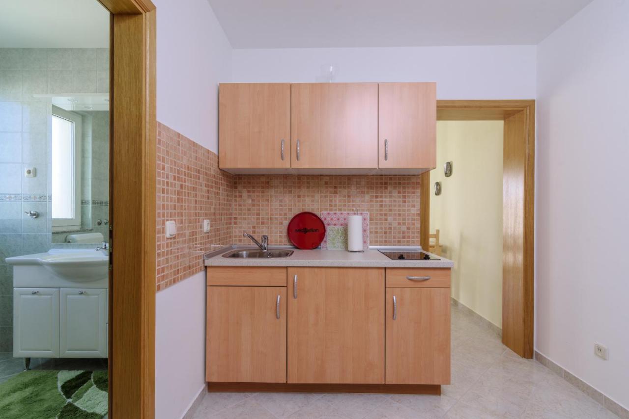 Apartmani Emil Trogir Exterior foto