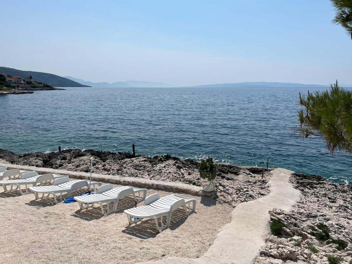 Apartmani Emil Trogir Exterior foto